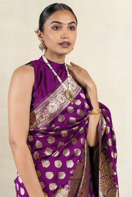 SUBHAM Woven, Embellished Banarasi Silk Blend Saree(Magenta, Gold)