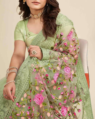 Vinayak Textile Embroidered Bollywood Net Saree(Green)