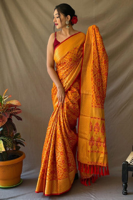 SICHYAH Woven, Embellished Patola Pure Silk Saree(Mustard)