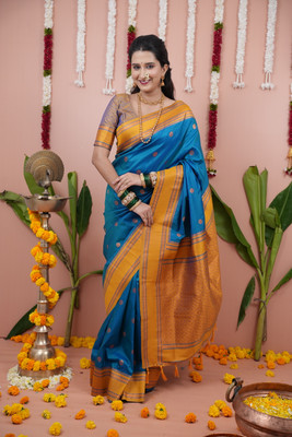 SHARDHA FASHION Woven, Embroidered Banarasi Pure Silk Saree(Black, White, Yellow)
