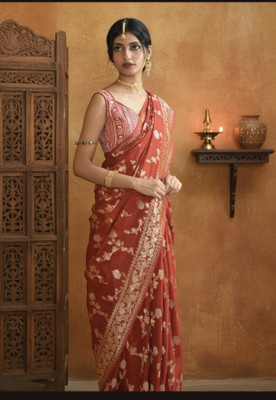 Kusumkali Woven Banarasi Silk Blend Saree(Red)