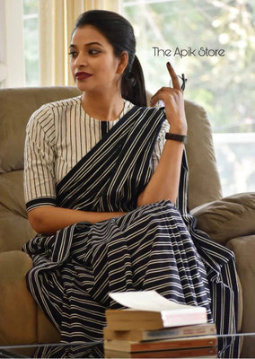 Furuux Enterprise Printed, Blocked Printed Ikkat Cotton Blend Saree(Black)