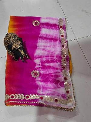 Bl Creation Embellished, Dyed, Printed, Hand Painted, Geometric Print Leheria Chiffon Saree(Pink)