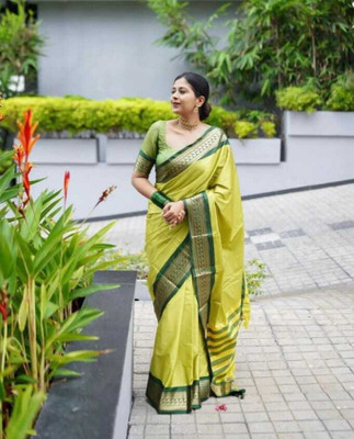 valida Self Design Banarasi Cotton Silk Saree(Light Green)