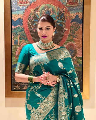 PHEASANT Woven Kanjivaram Jacquard, Art Silk Saree(Multicolor)