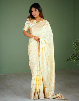 Tasrika Woven Banarasi Jacquard, Pure Silk Saree(Cream, Gold)