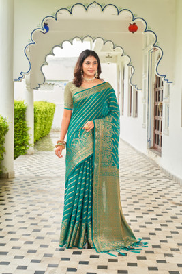 Moksha trends Striped Banarasi Silk Blend Saree(Green)