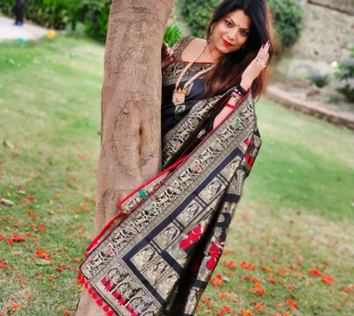 LITIRTHFAB Striped Bollywood Jacquard, Pure Silk Saree(Black)