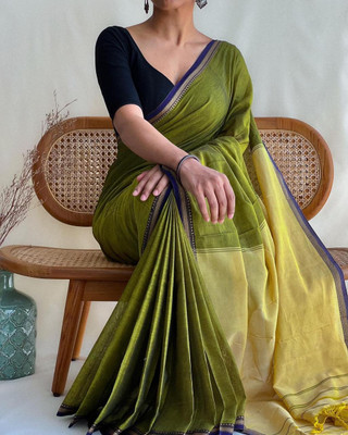 HouseOfCommon Solid/Plain Daily Wear Cotton Blend Saree(Light Green)