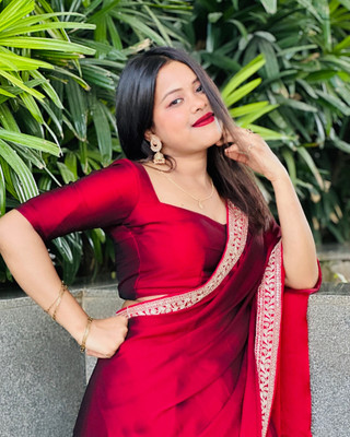 Femane Solid/Plain Bollywood Art Silk Saree(Maroon)