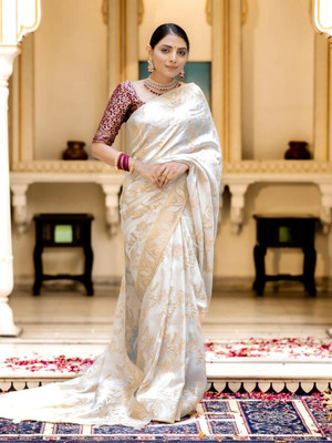 HouseOfCommon Striped Banarasi Pure Silk Saree(White)