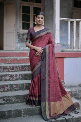 AWRIYA Checkered Handloom Handloom Raw Silk Saree(Maroon)