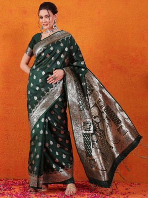 Vichitra Woven Banarasi Silk Blend Saree(Green)