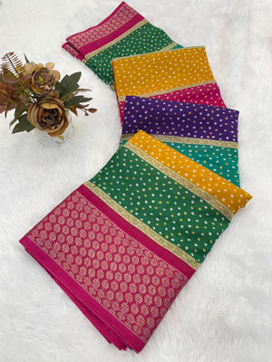 Apnisha Printed Bandhani Silk Blend Saree(Pink)