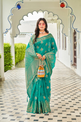 Moksha trends Embellished Banarasi Silk Blend Saree(Green)