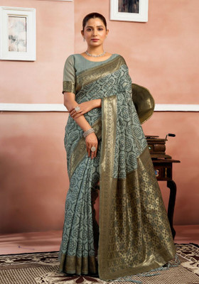 ZELLURE Embellished Banarasi Jacquard Saree(Grey)