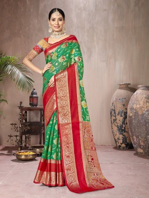 sagarika Woven Kanjivaram Silk Blend Saree(Green)