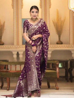 Parangi-A planet of style Woven Banarasi Cotton Silk Saree(Purple)