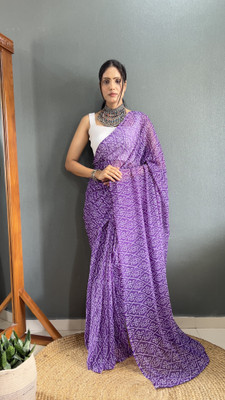 Moda Rapido Floral Print Bandhani Georgette Saree(Purple)