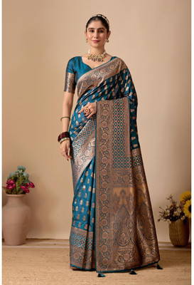 Kathavastra Dyed, Floral Print, Woven Banarasi Silk Blend Saree(Green)