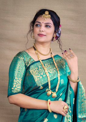 JIADIA Woven Banarasi Silk Blend Saree(Green)