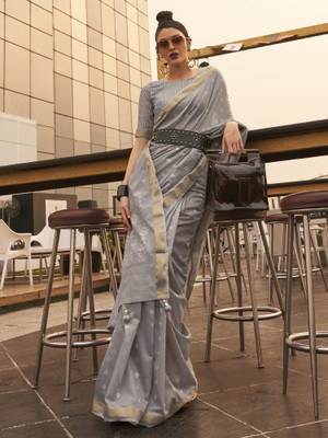 Sareemall Woven Banarasi Silk Blend Saree(Grey)