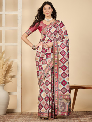 Tasrika Woven Banarasi Viscose Rayon Saree(Cream)