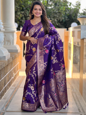 Nayanthara Trends Printed, Floral Print Banarasi Silk Blend Saree(Blue)