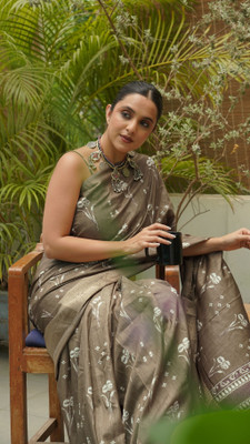 MIRCHI FASHION Printed Daily Wear Silk Blend Saree(Beige, Cream)