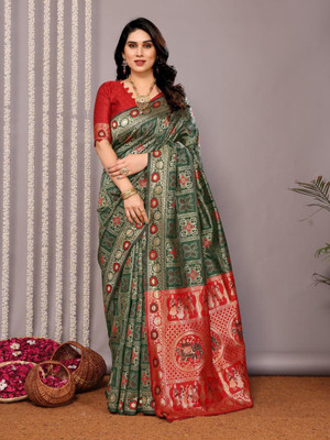 PARAMPARA CREATION Embellished Banarasi Pure Silk Saree(Green)