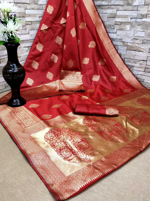 HouseOfCommon Woven Kanjivaram Jacquard Saree(Red)
