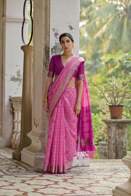 PeachPetals Printed, Woven Pochampally Cotton Silk Saree(Black)