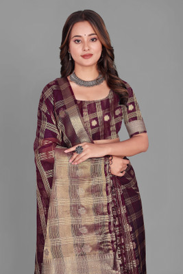 Aarunika MT Solid/Plain Bollywood Organza Saree(Magenta)