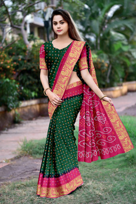 DHARMRAJ ENTERPRISE Woven Bandhani Art Silk Saree(Green)