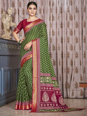 all about you Printed Daily Wear Silk Blend Saree(Green)