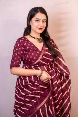 Dhanlaxmi CreationLLP Printed Leheria Cotton Blend Saree(Maroon)