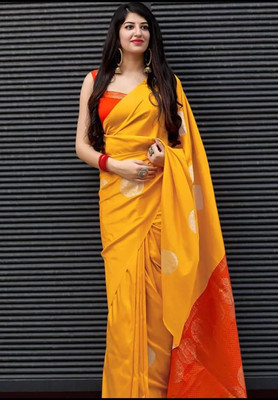 Divastri Woven Banarasi Silk Blend Saree(Yellow)