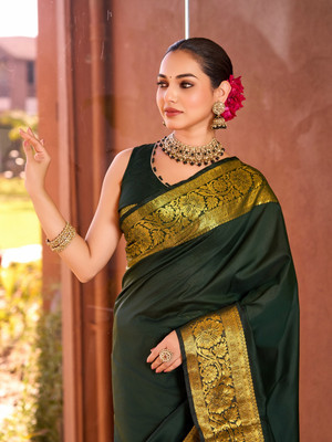 SUDIPTA Woven Banarasi Pure Silk Saree(Dark Green)