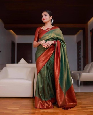 Fashion Fusionstudio Printed Banarasi Silk Blend Saree(Red, Green)