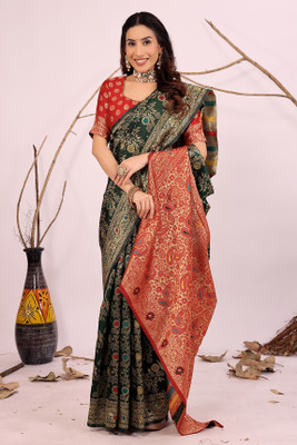 Suali Printed Banarasi Pure Silk Saree(Green)