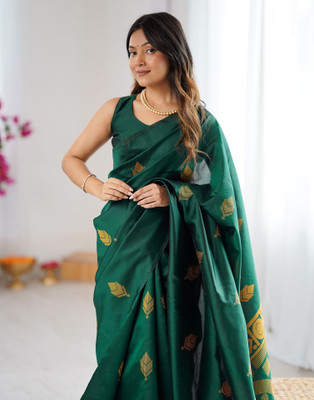 Samah Woven Banarasi Silk Blend Saree(Green)