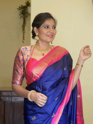 ASCREATIONOO Woven, Self Design, Temple Border Kanjivaram Cotton Silk Saree(Multicolor)