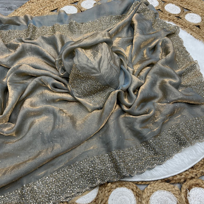 Pandadi Saree Embellished Bollywood Silk Blend Saree(Grey)