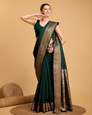 GajGajra Woven Kanjivaram Silk Blend Saree(Green)