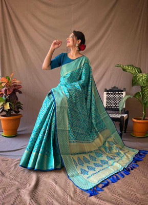 Divastri Embroidered Banarasi Silk Blend Saree(Blue)