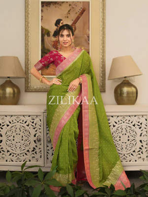 ekadanta Woven, Self Design Banarasi Silk Blend Saree(Green)