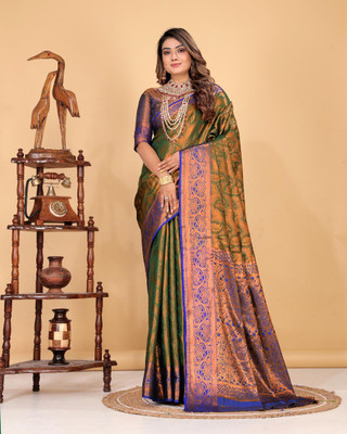 LAVYANSH CREATION Self Design, Woven Banarasi Art Silk, Jacquard Saree(Green)