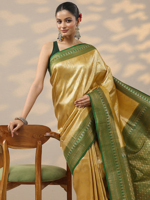 LIBAS Printed Daily Wear Silk Blend Saree(Gold)