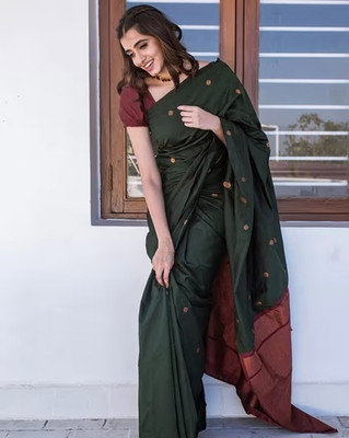 SHIVALAYA CREATION Woven, Solid/Plain Banarasi Art Silk Saree(Green)