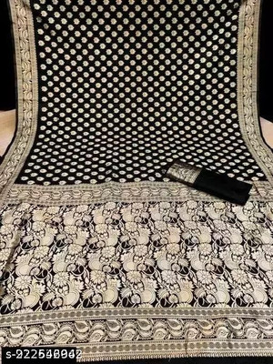 Pari Prints Woven Banarasi Cotton Silk, Jacquard Saree(Black)